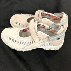 All rounder Nero Solid Suede Mary Jane-like Sneakers with Light Blue Trim